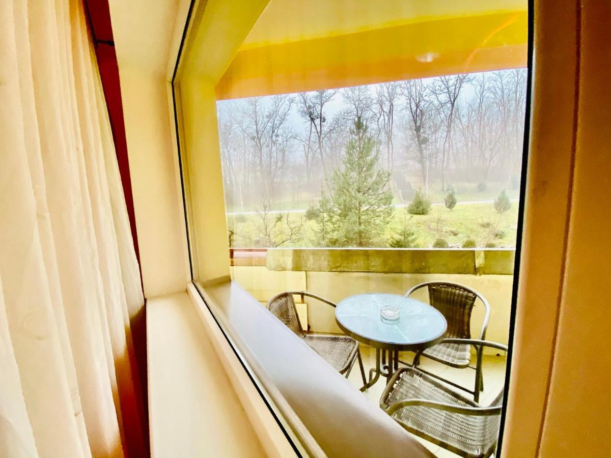 La Gradina Hotel Zalău Buitenkant foto