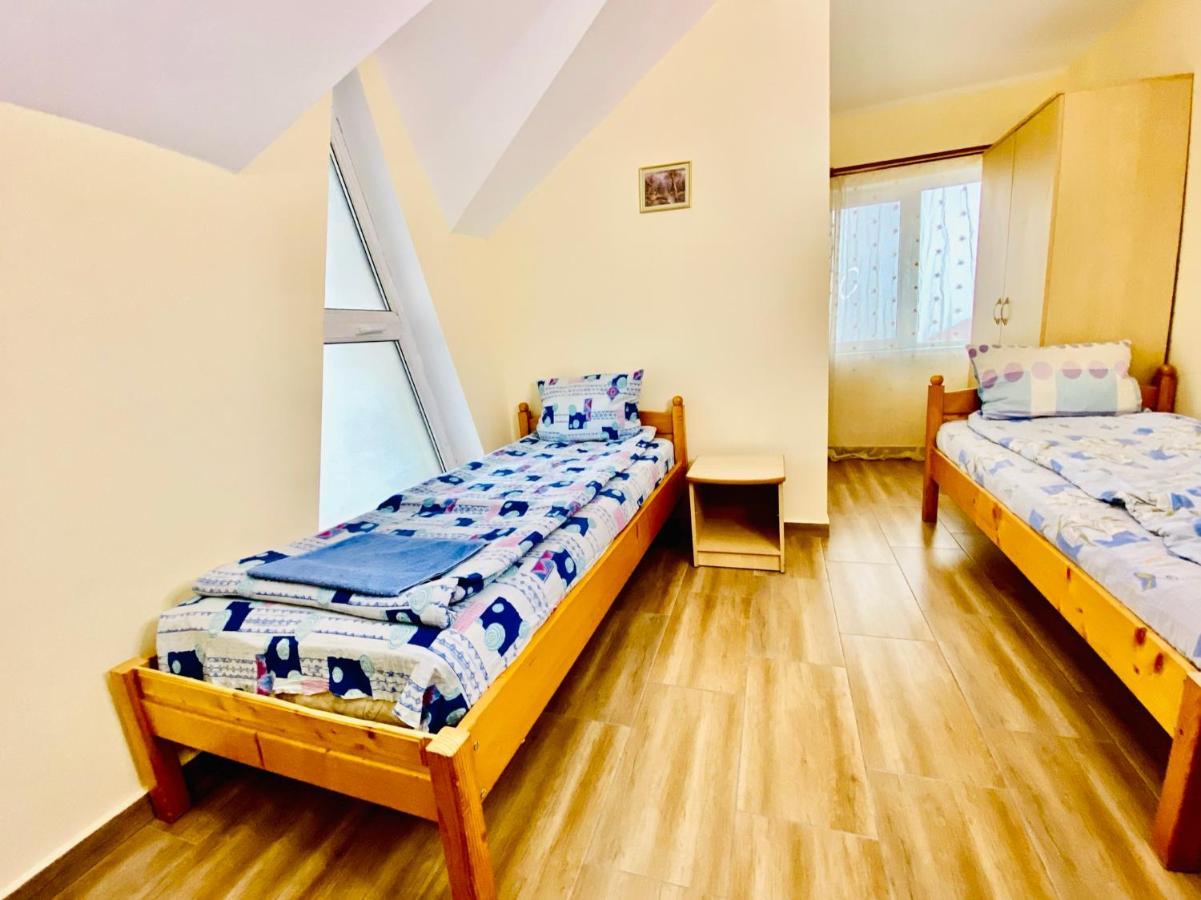 La Gradina Hotel Zalău Buitenkant foto