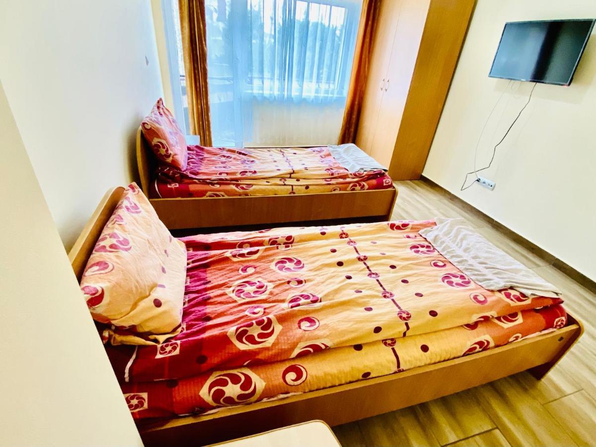 La Gradina Hotel Zalău Buitenkant foto