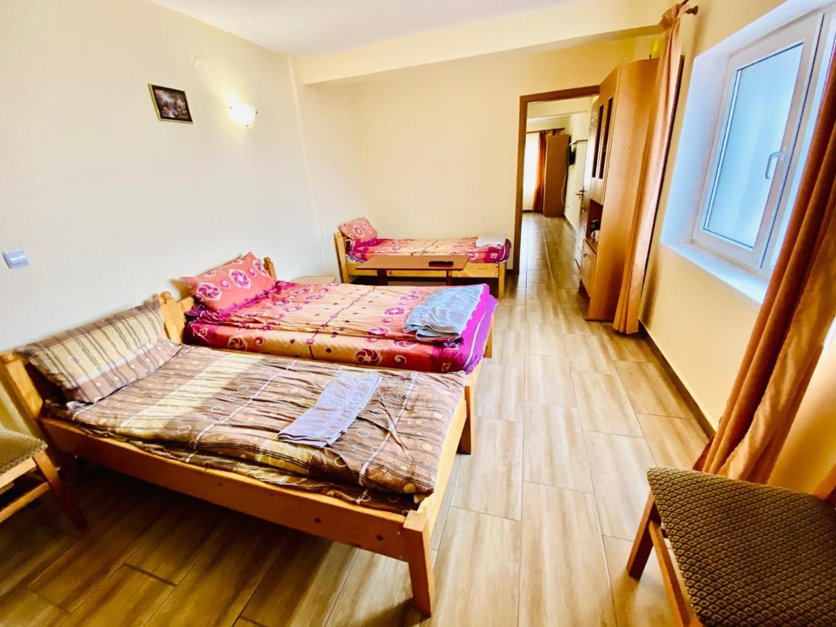 La Gradina Hotel Zalău Buitenkant foto
