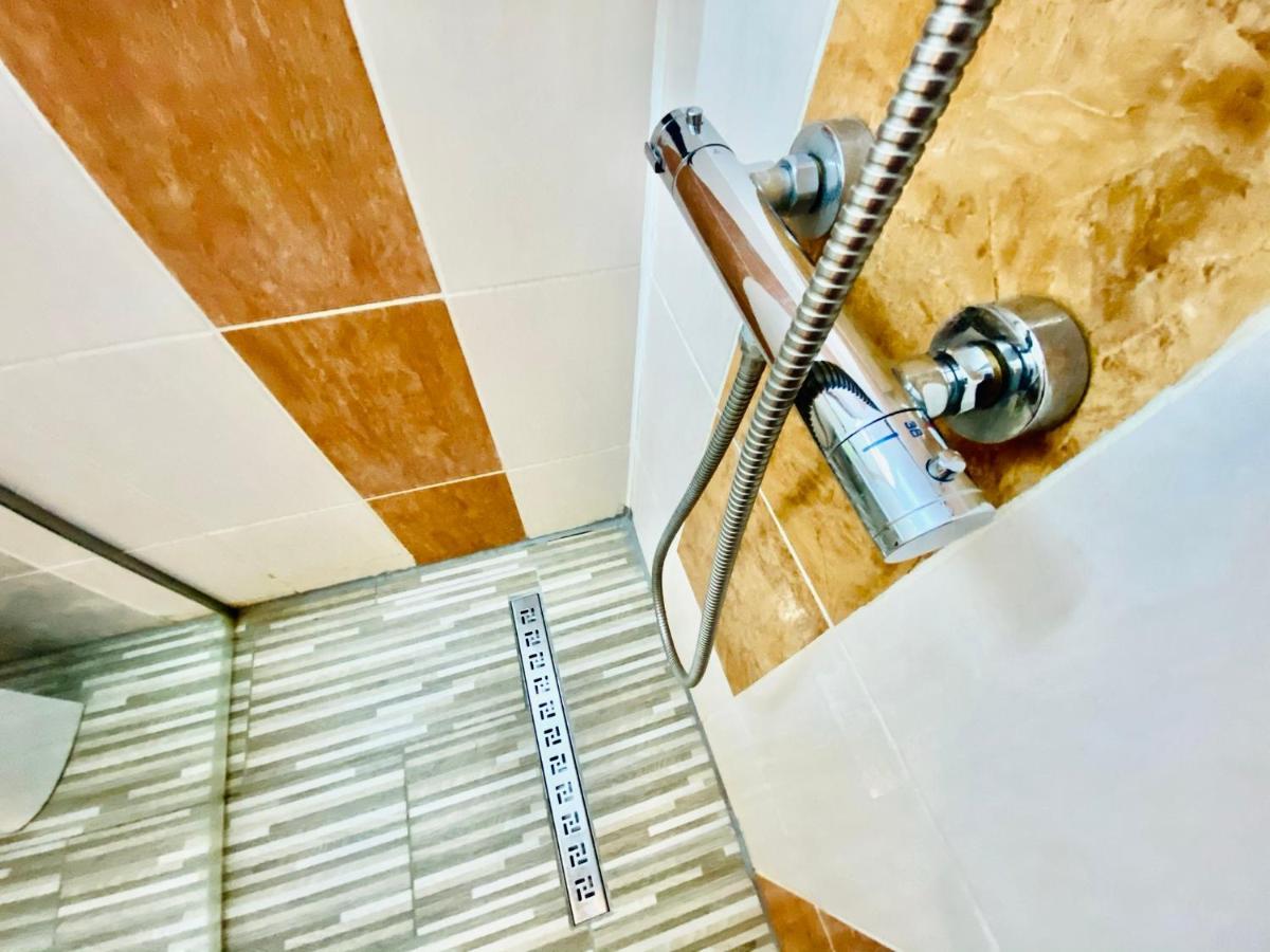 La Gradina Hotel Zalău Buitenkant foto