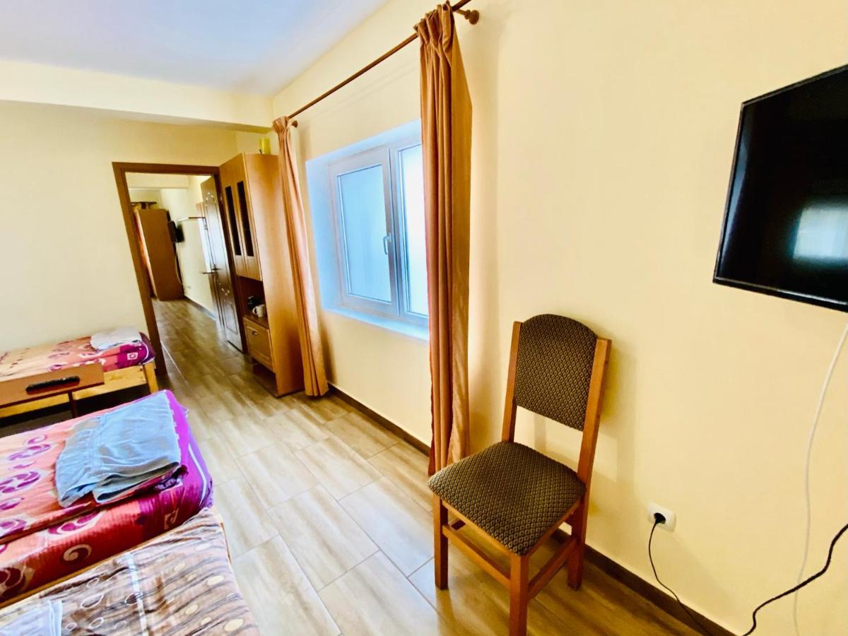 La Gradina Hotel Zalău Buitenkant foto