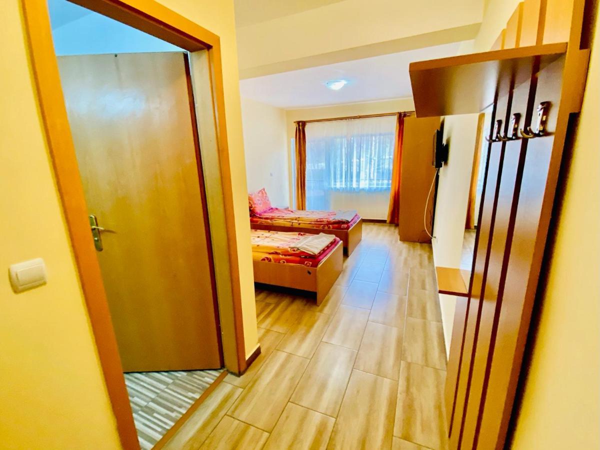 La Gradina Hotel Zalău Buitenkant foto