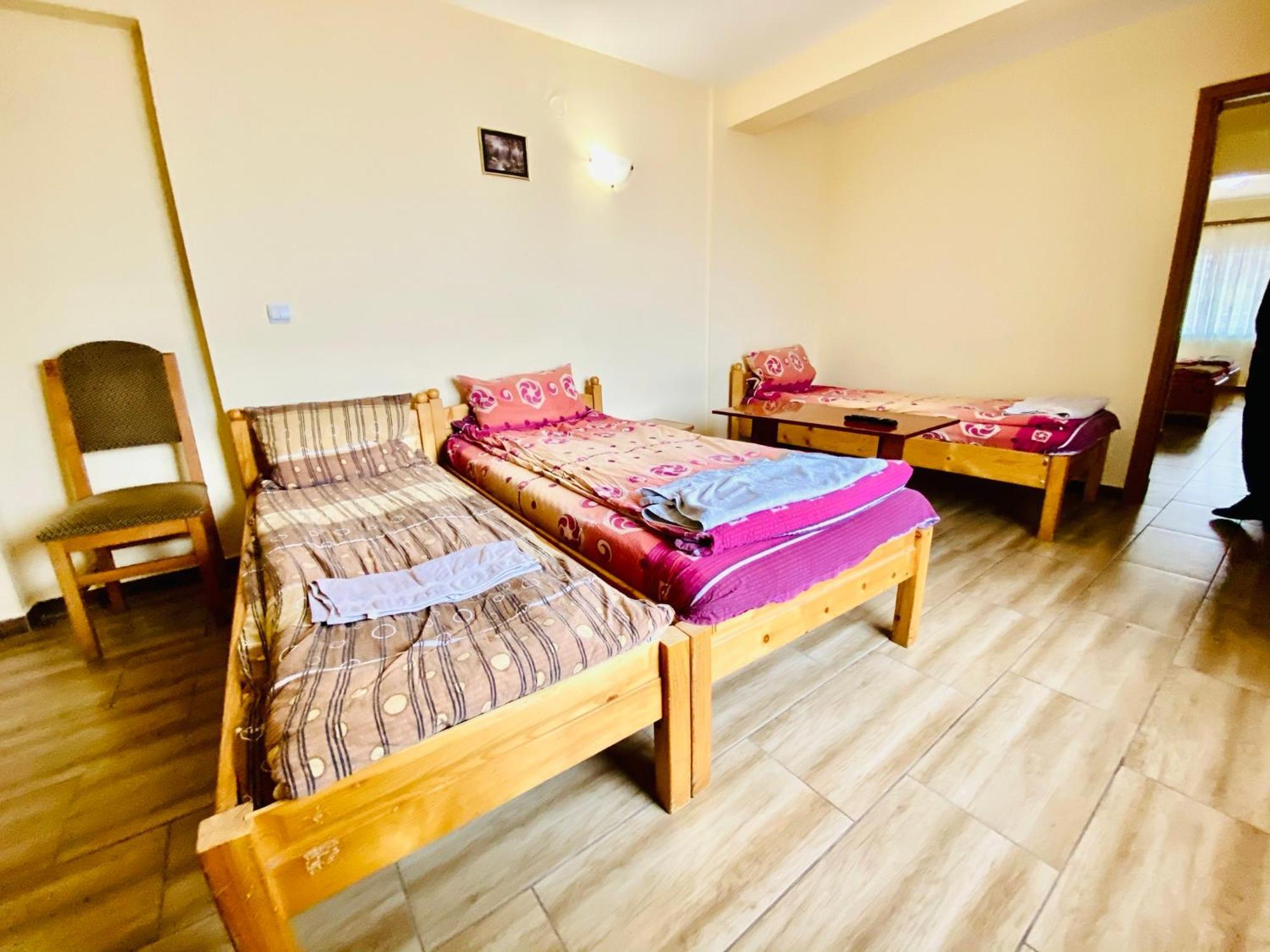 La Gradina Hotel Zalău Kamer foto